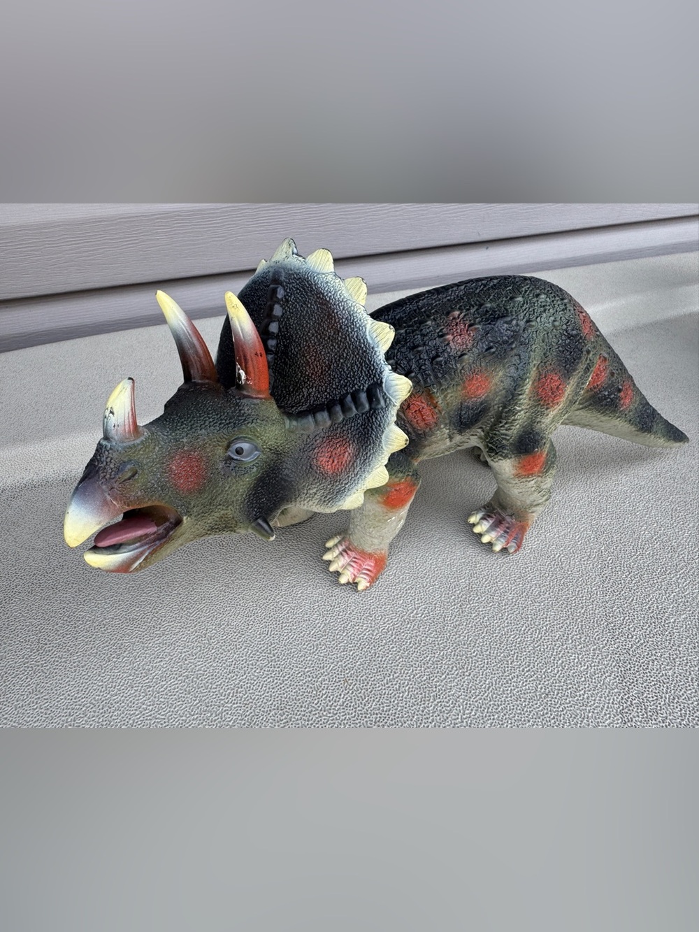 Triceratops Toys R Us Figure Large Dinosaur 16.5” Rubber/soft PVC figure.